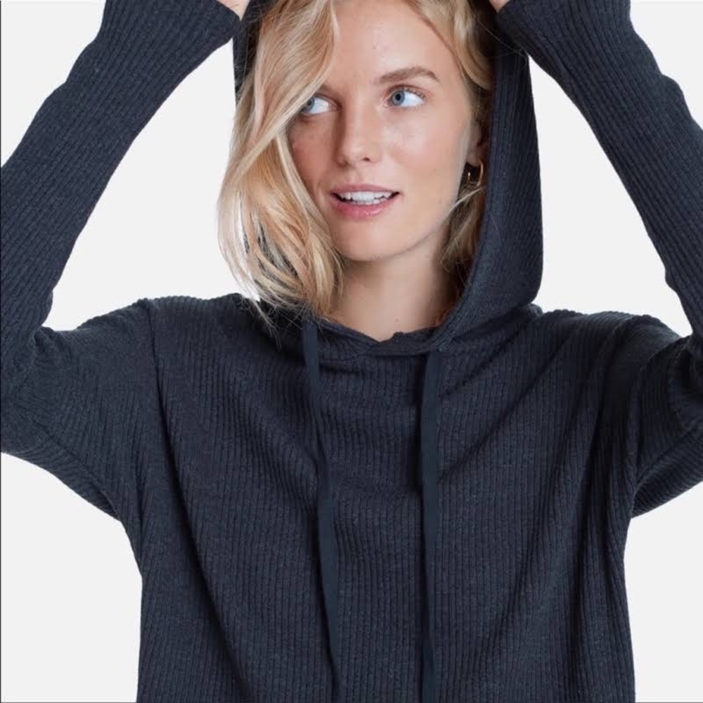 Lett Bari Hoodie